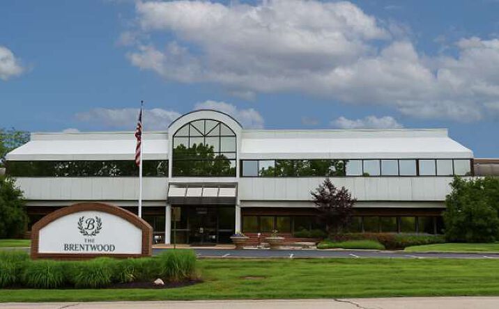 Pictures of Office property located at 1712 Magnavox Way, Fort Wayne, IN 46804 for lease - image #1