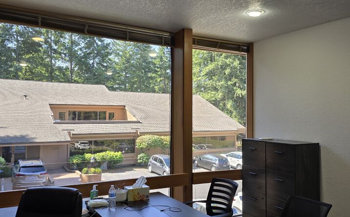 Pictures of Office property located at 1408 140th Pl NE, Bellevue, WA 98007 for lease - image #1