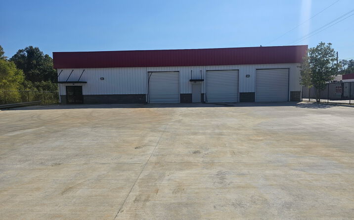 Pictures of Industrial property located at 2740 Old Austin Peay Hwy, Memphis, TN 38128 for lease - image #1