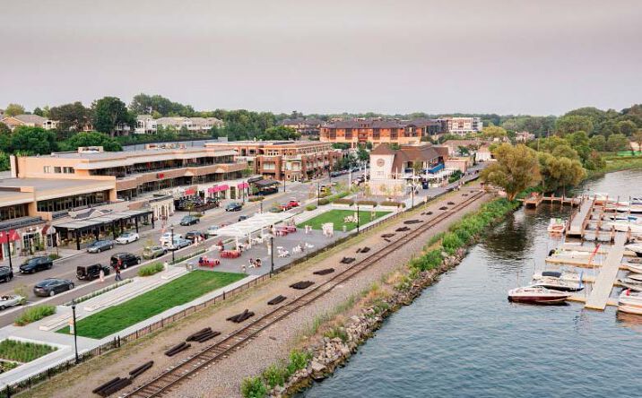 Pictures of Retail property located at 603-681 Lake St E, Wayzata, MN 55391 for lease - image #1