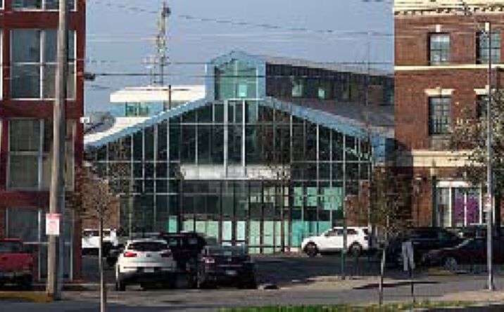 Pictures of Retail, Restaurant property located at 4050 Pennsylvania Ave, KCMO, MO 64111 for lease - image #1