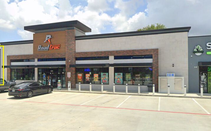 Pictures of Retail, Office, Restaurant property located at 30668 Aldine Westfield Rd, Spring, TX 77386 for lease - image #1