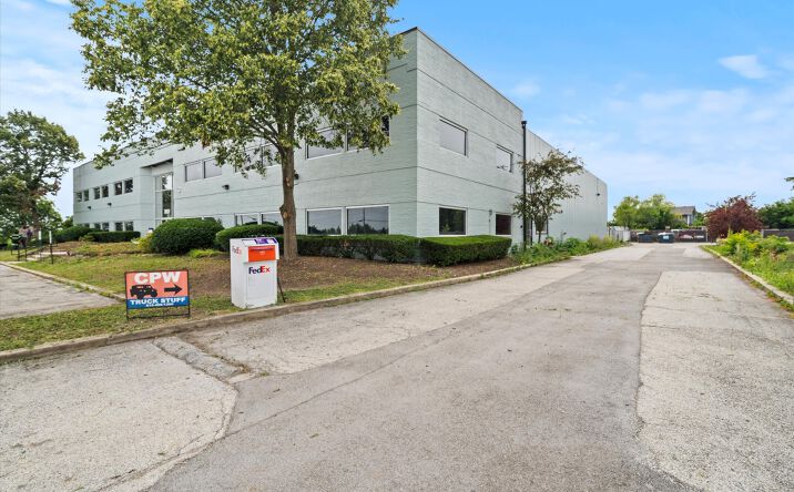 Pictures of Office property located at 7601 191st Street, Tinley Park, IL 60487 for lease - image #1