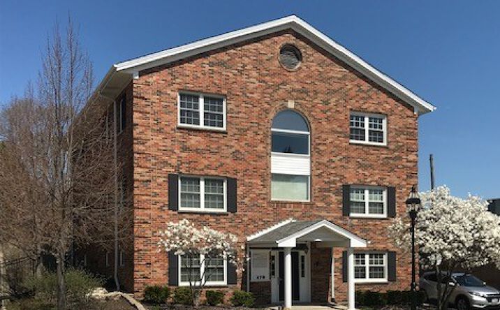 Pictures of Office property located at 478 Pennsylvania Avenue 303, Glen Ellyn, IL 60137 for lease - image #1