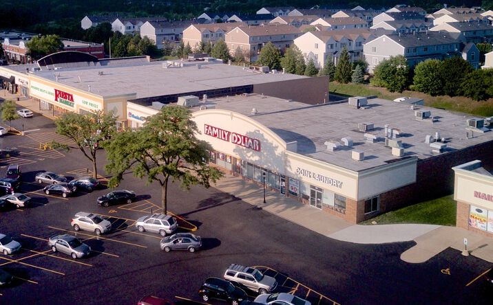 Pictures of Retail property located at 150 N Bolingbrook Drive, Bolingbrook, IL 60440 for lease - image #1