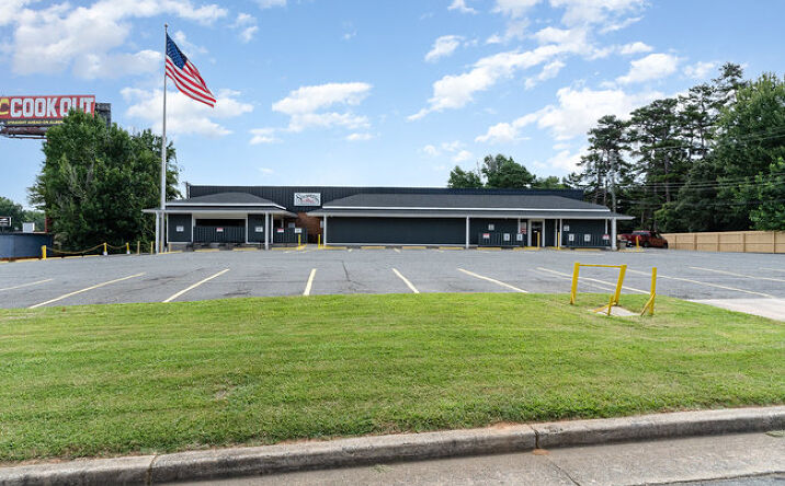 Pictures of Retail property located at 1513 Pierson Dr, Charlotte, NC 28205 for lease - image #1