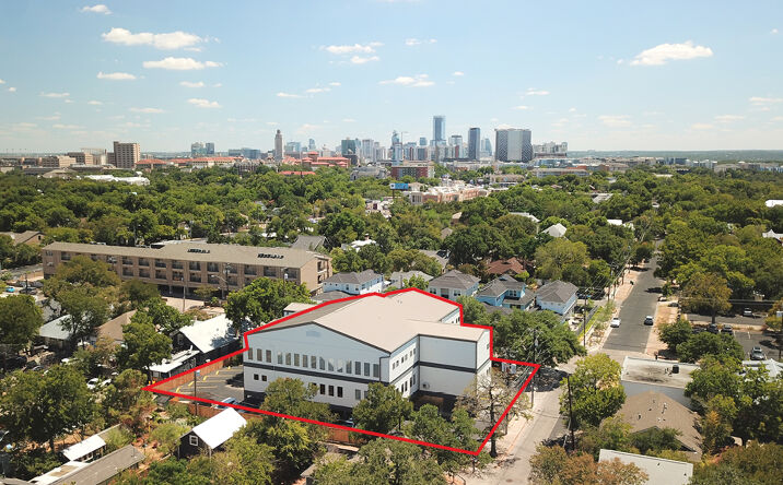 Pictures of Office property located at 630 W 34th St, Austin, TX 78705 for lease - image #1