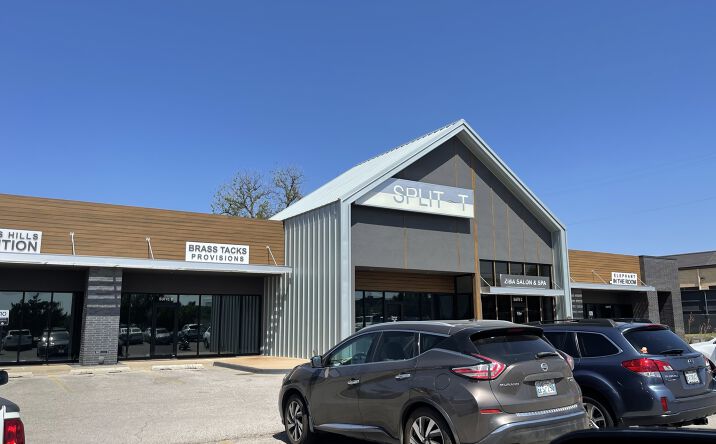 Pictures of Retail, Office property located at 5701 N Western Ave, Oklahoma City, OK 73118 for lease - image #1