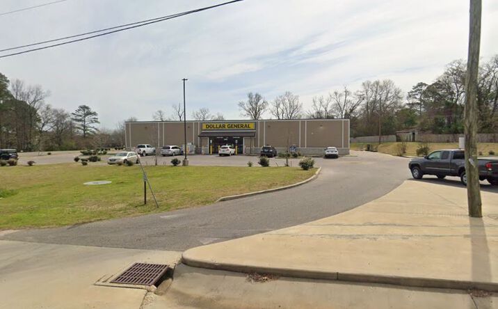 Pictures of Retail property located at 3900 Lower Wetumpka Rd, Montgomery, AL 36110 for lease - image #1