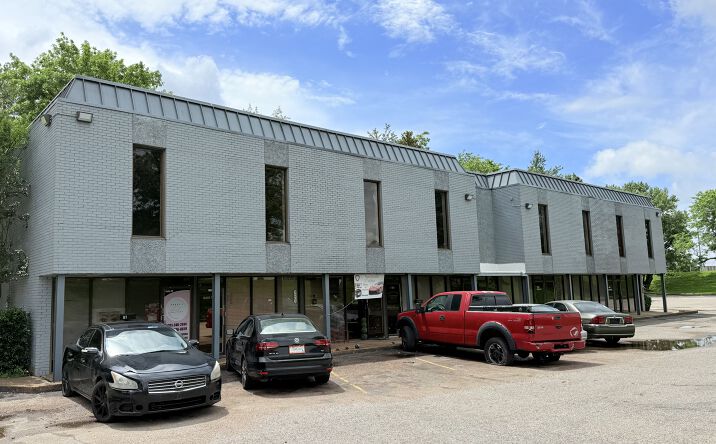 Pictures of Retail, Office property located at 3290 New Getwell Rd, Memphis, TN 38118 for lease - image #1