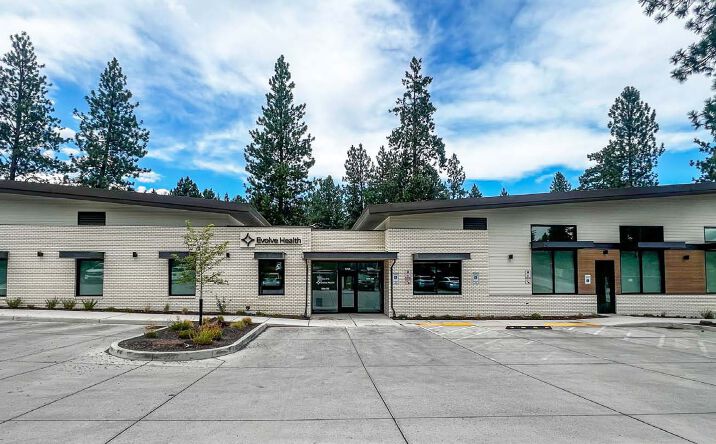 Pictures of Office property located at 2255 NW Shevlin Park Rd, Bend, OR 97703 for lease - image #1