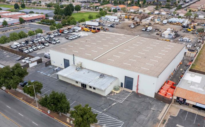 Pictures of Industrial property located at 924 W Rialto Ave, Rialto, CA 92376 for lease - image #1