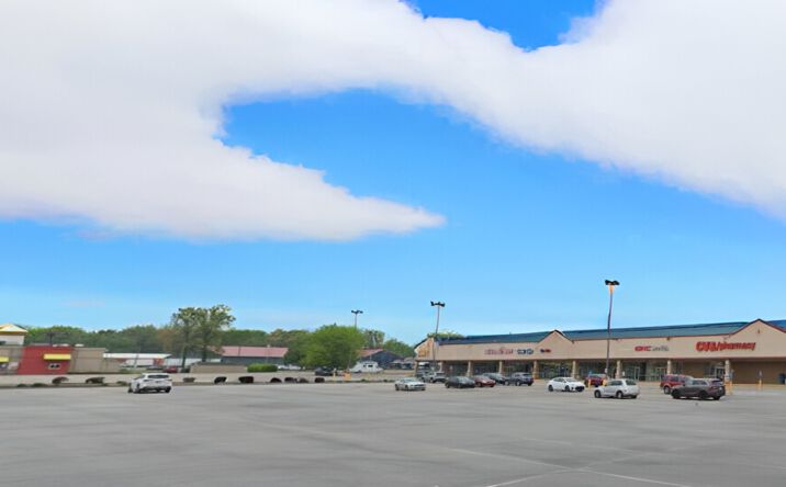 Pictures of Retail property located at 1210 N Nappanee St, Elkhart, IN 46514 for lease - image #1