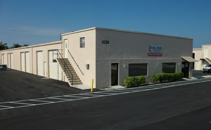Pictures of Industrial property located at 4200 Westroads Dr, West Palm Beach, FL 33407 for lease - image #1