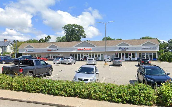 Pictures of Retail property located at 8 Heath St, Old Orchard Beach, ME 04064 for lease - image #1