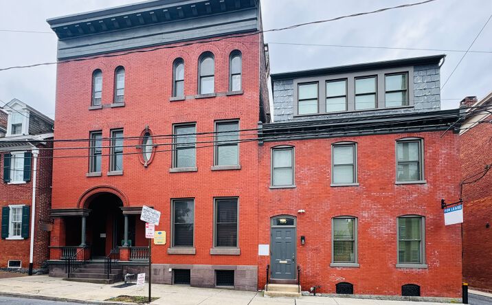 Pictures of Office property located at 130 E Chestnut St, Lancaster, PA 17602 for lease - image #1