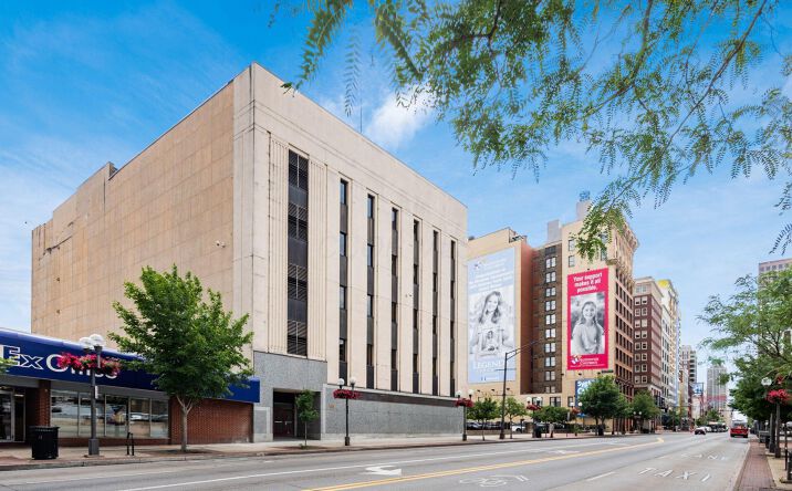 Pictures of Office property located at 168-170 N High Street #4th Floor, Columbus, OH 43215 for lease - image #1