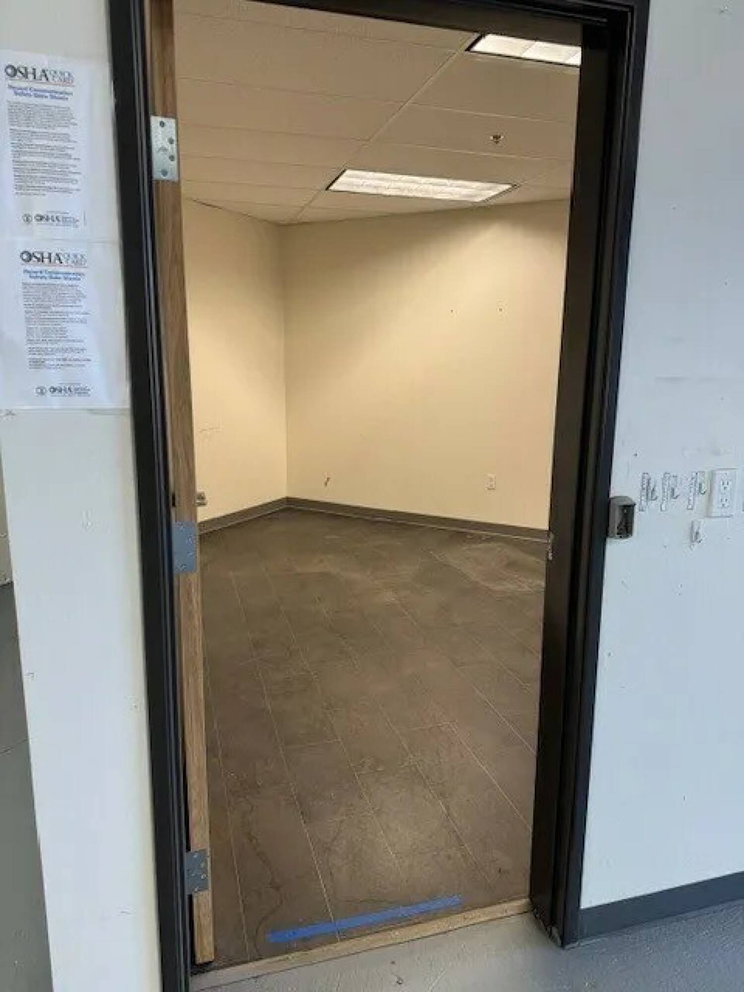 3464261