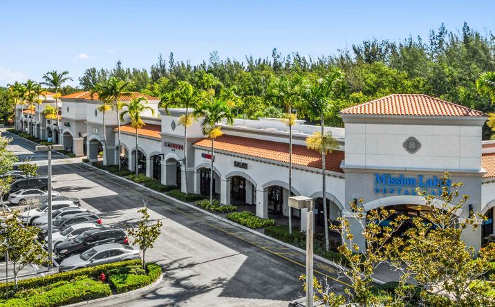 Pictures of Retail property located at 5500 - 5516  S State Rd 7, Wellington, FL 33449 for lease - image #1
