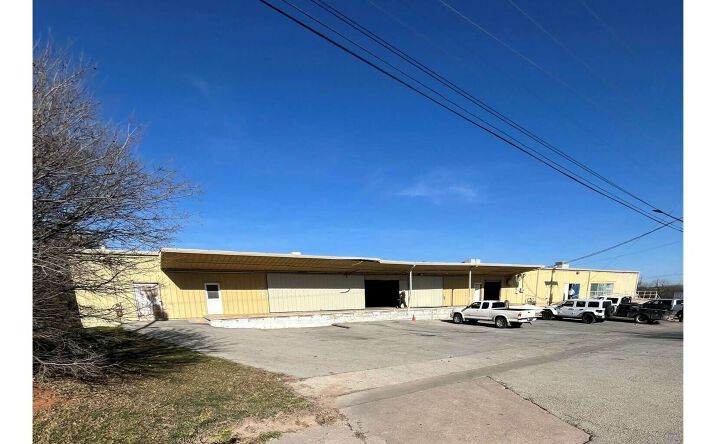Pictures of Industrial property located at 226 E S 7th St, Abilene, TX 79602 for lease - image #1