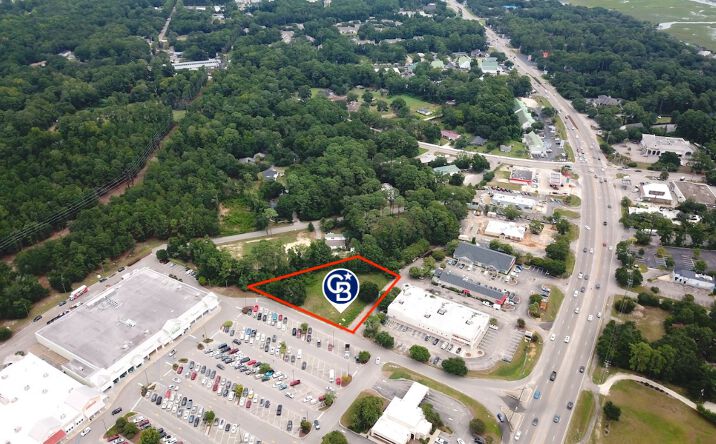 Pictures of Land property located at 10301 Ocean Hwy, Pawleys Island, SC 29585 for lease - image #1
