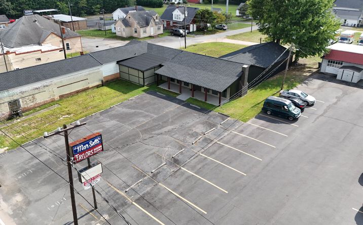 832 S Main St, Kannapolis, NC 28081 | Crexi.com