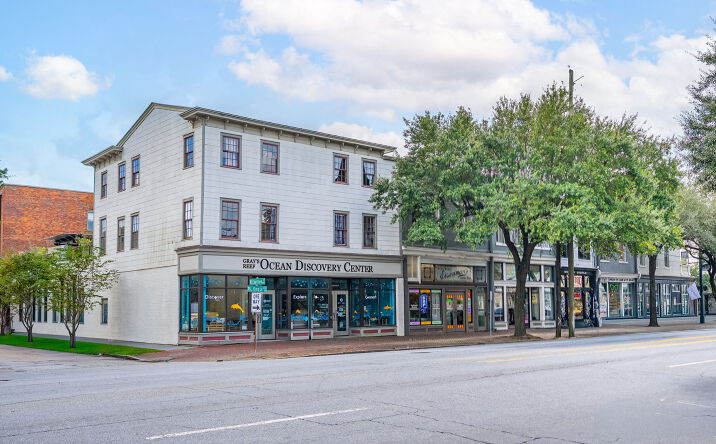 Pictures of Office, Special Purpose property located at 340 Martin Luther King Jr Blvd, Savannah, GA 31401 for lease - image #1