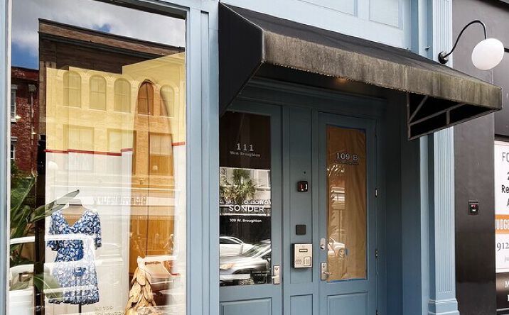 Pictures of Retail, Restaurant, Special Purpose property located at 109 W Broughton St, Savannah, GA 31401 for lease - image #1