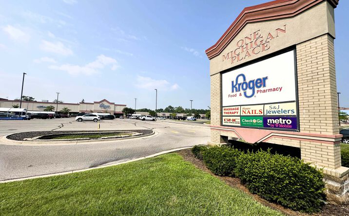 Pictures of Retail, Restaurant property located at 31262 Michigan Ave, Westland, MI 48186 for lease - image #1