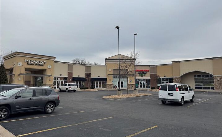 Pictures of Retail, Office property located at 13610 Washington Street, Kansas City, MO 64145 for lease - image #1
