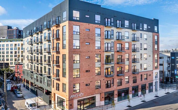 Pictures of Retail property located at 130 W Girard Avenue, Philadelphia, PA 19123 for lease - image #1