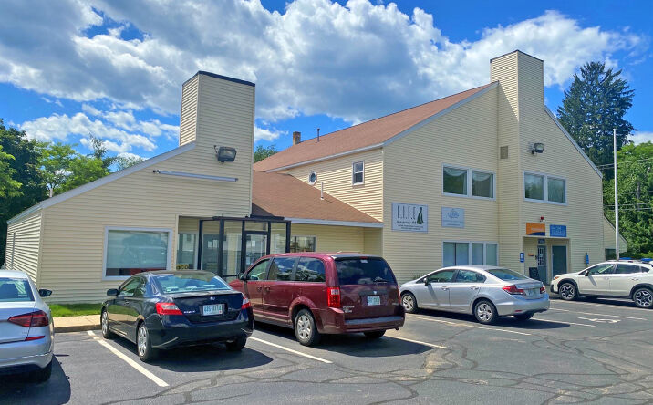 Pictures of Office property located at 157 Portsmouth Ave, Stratham, NH 03885 for lease - image #1
