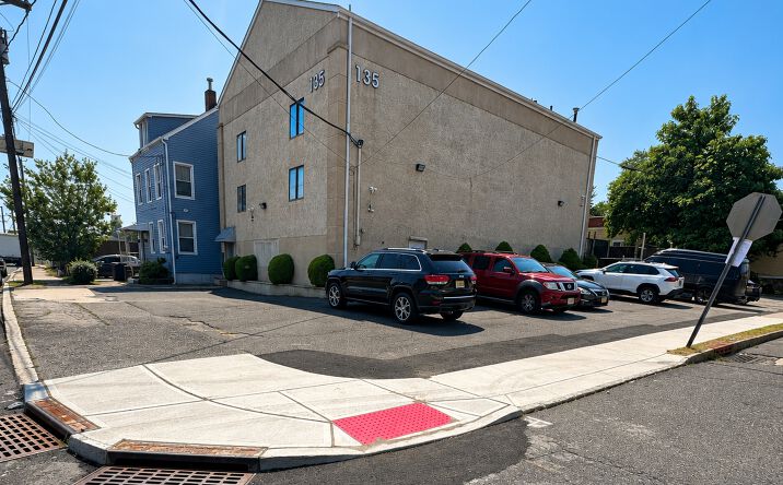 Pictures of Office property located at 135 Main Street, Belleville, NJ 07109 for lease - image #1