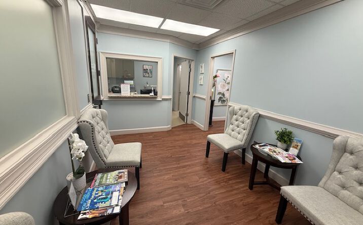 Pictures of Office property located at 303 Jesse Jewell Pkwy SE, Gainesville, GA 30501 for lease - image #1