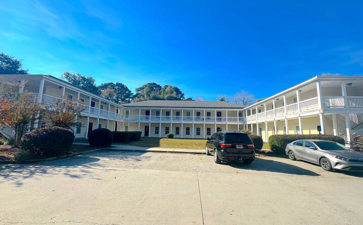 Pictures of Office property located at 1149 Cornell Ave, Savannah, GA 31406 for lease - image #1