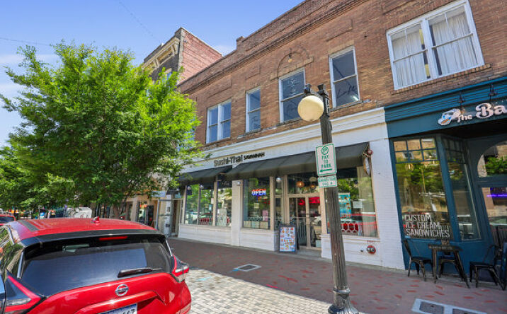Pictures of Retail, Office property located at 317 W Broughton St, Savannah, GA 31401 for lease - image #1