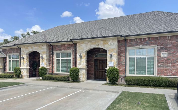 Pictures of Office property located at 8668 John Hickman Pkwy, Frisco, TX 75034 for lease - image #1