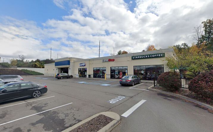 Pictures of Retail property located at 2540 Vestal Pkwy E, Vestal, NY 13850 for lease - image #1