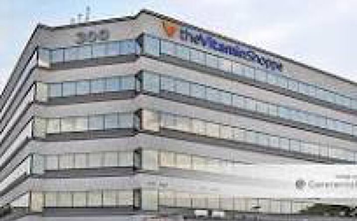 Pictures of Office property located at 300 Harmon Meadow Blvd., Secaucus, NJ 07094 for lease - image #1