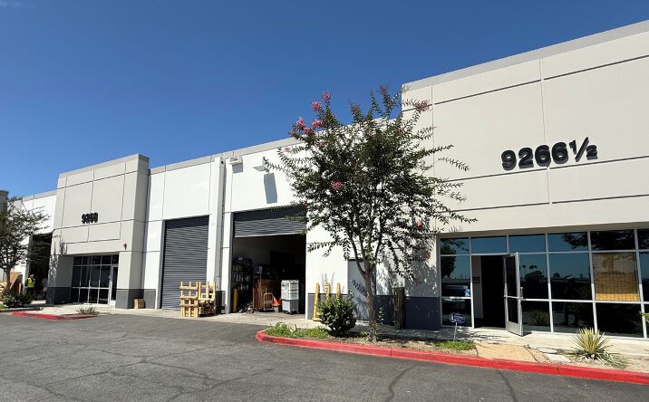 9268 & 9266 1/2 Hall Rd, Downey, CA 90241 | Crexi.com