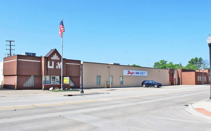 Pictures of Industrial property located at 1796 E 9 Mile Rd, Hazel Park, MI 48030 for lease - image #1