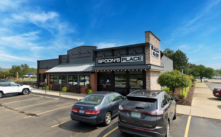 Pictures of Retail, Restaurant property located at 2240 N Canton Center Rd, Canton, MI 48187 for lease - image #1