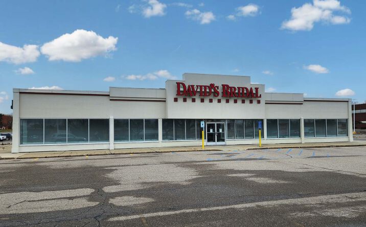 Pictures of Retail property located at 4340 Miller Rd, Flint, MI 48507 for lease - image #1