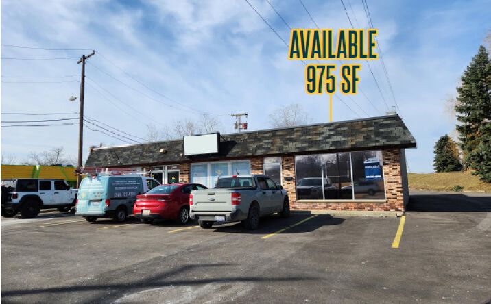 Pictures of Retail property located at 31323 Dequindre Rd, Madison Heights, MI 48071 for lease - image #1