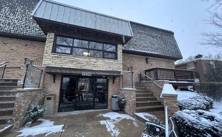 Pictures of Office property located at 1039 COLLEGE Avenue F1, Wheaton, IL 60187 for lease - image #1