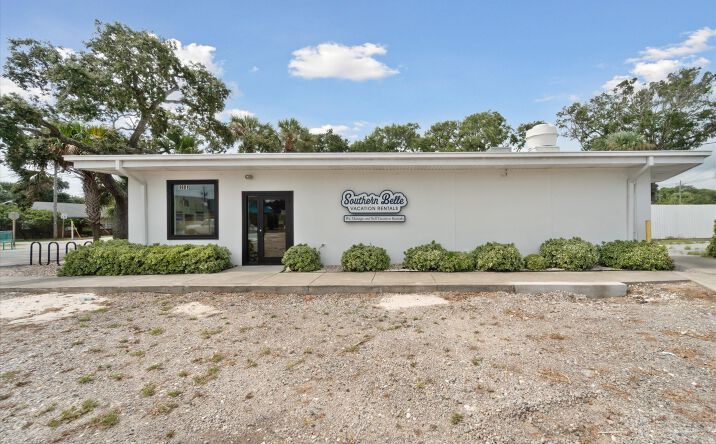 Pictures of Restaurant property located at 1601 Butler Ave, Tybee Island, GA 31328 for lease - image #1