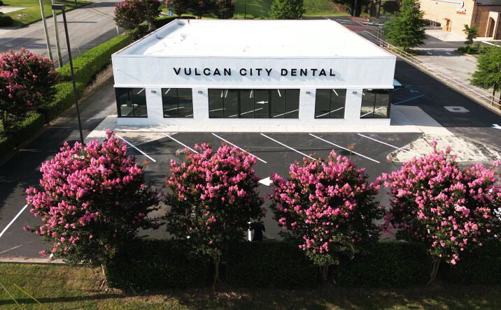 Pictures of Retail property located at 5110 Oporto Madrid Blvd, Irondale, AL 35210 for lease - image #1