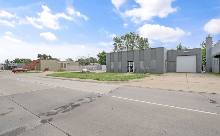 Pictures of Office, Industrial property located at 13920 E 9 Mile Rd, Warren, MI 48089 for lease - image #1