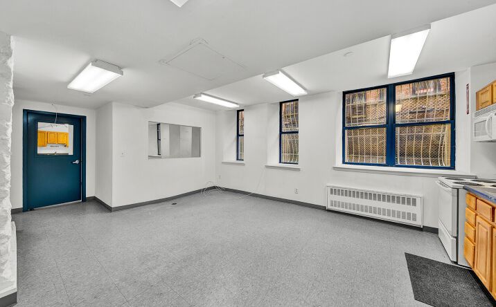 Pictures of Office property located at 218 W 113th St, New York, NY 10026 for lease - image #1