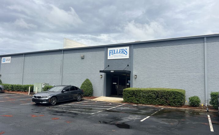 Pictures of Industrial property located at 1010 Pressley Rd, Charlotte, NC 28217 for lease - image #1